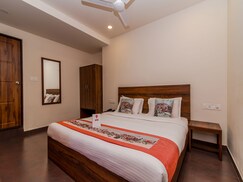 OYO 2696 Hotel Miramar, Goa OYO 2696 Hotel Miramar, Goa