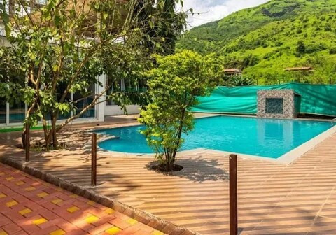 Nilgiri Farms Villa Lonavala