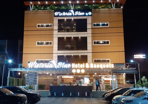Hotel Wisteria Blue