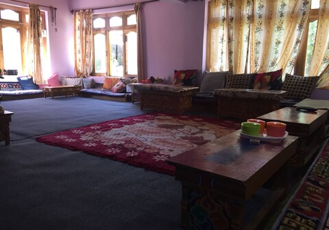 Thupwang Guest House