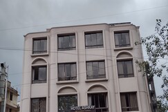 Hotel Ashray International (near BKC), Mumbai Hotel Ashray International (near BKC), Mumbai