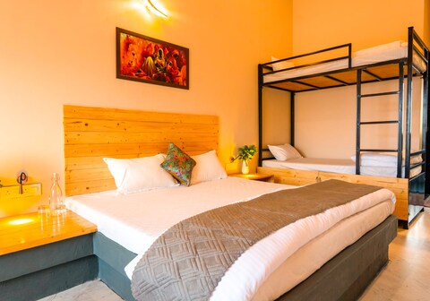 Aavaas Farm Hostel