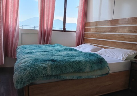 Jitendra home stay