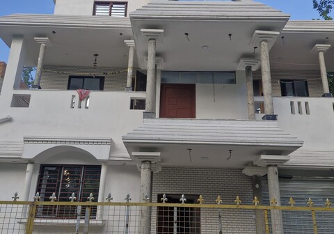 SREEJIKUNJ HOMESTAY