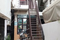 Woodstock Homestay By GRB, Lucknow Woodstock Homestay By GRB, Lucknow