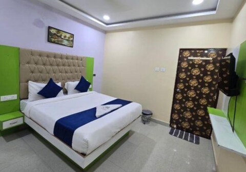 FabHotel Nobel Grand