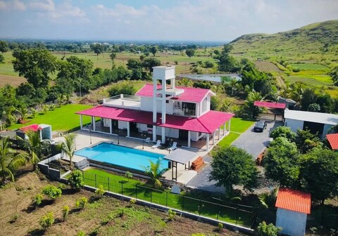 Queen N Berries Villa 3BHK with Pvt Pool