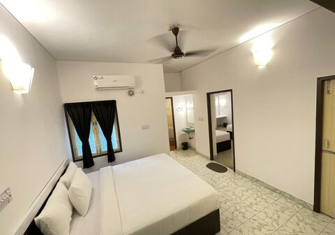 Dan The Villa