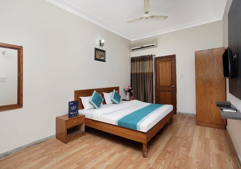 Hotel O The Residency Noida