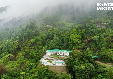 StayVista at Forktail House
