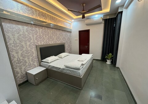 Leela homestay Indore - Tulip