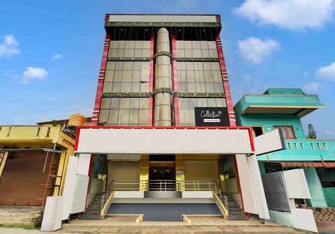 Super Collection O Kushal Nagar Near KSRTC Bus Stand