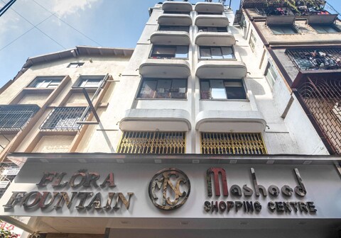 HOTEL FLORA FOUNTAIN