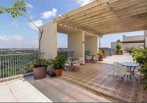 Panoramic Sea View 2BHK luxury apartment by iTvara