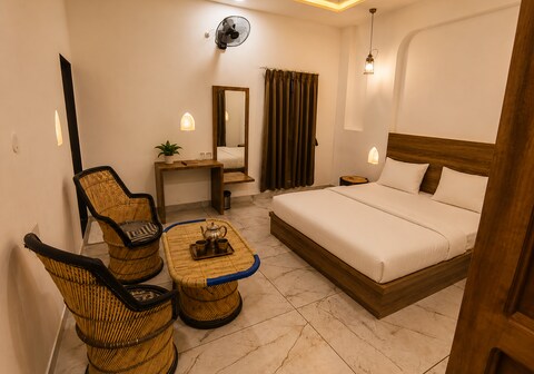 Daulatgarh Resort