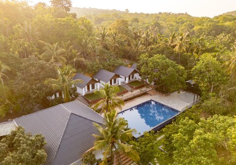 Vanatara Inn Resorts