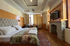 Monk wood Cottage, Manali Monk wood Cottage, Manali
