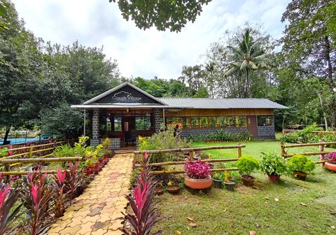 Clouds Village | Rooms & Guided Treks