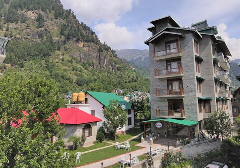Snow Park Villas & Resort Manali