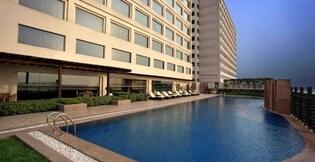 Holiday Inn Mayur Vihar, Delhi Holiday Inn Mayur Vihar, Delhi