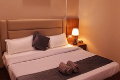 StayLuxe @ Omaxe India Trade Center, Delhi StayLuxe @ Omaxe India Trade Center, Delhi