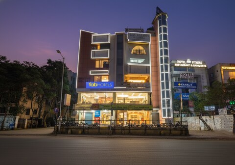 FabHotel Max Inn - Inside Himalaya Square
