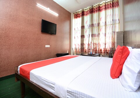 Super OYO Urban Guest House
