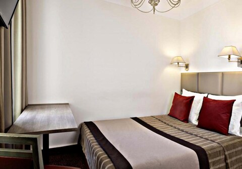 BJ GUESTHOUSE & HALL