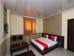 OYO 3735 Hotel Chilana Tower, Rudrapur OYO 3735 Hotel Chilana Tower, Rudrapur
