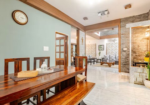 Lilly's villa