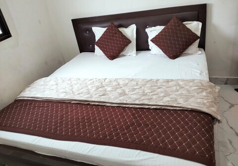 Shree Raghavam Palace