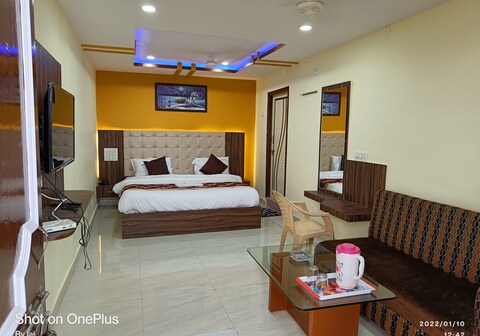 HOTEL NEW KRISHNA LODGE