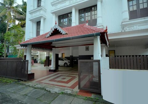 Orient Glory Holiday