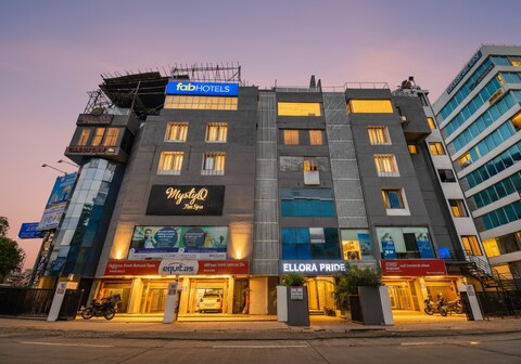 FabHotel Gargi Inn - Near Balewadi Stadium