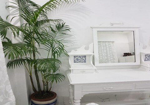 ABODE HOMESTAY Regent Estate