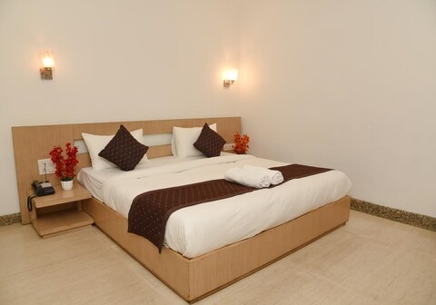 Hotel The Emporio A Boutique Rooms Near Anand Vihar Vaishali