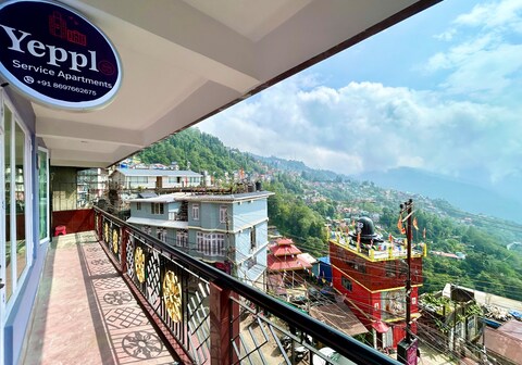 Yepplo Service Apartment - DARJEELING - 2 Bedroom Mountain View with Kitchen