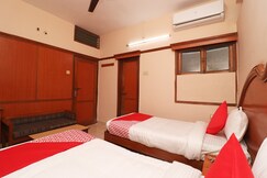 Hotel O Saiom Palace, Raipur, Chhattisgarh Hotel O Saiom Palace, Raipur, Chhattisgarh