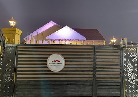 Gagan's Abode 2BR Villa| Private Pool by Homeyhuts