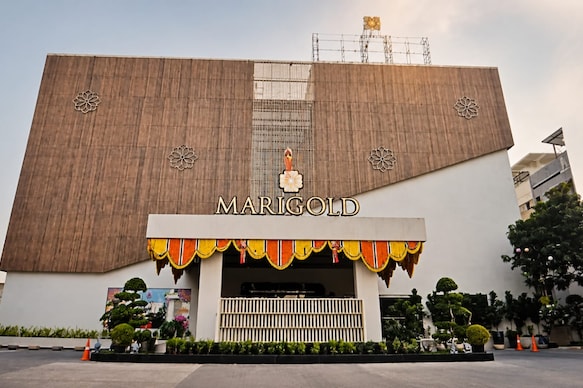 MARIGOLD-Newly Renovated Hotel.