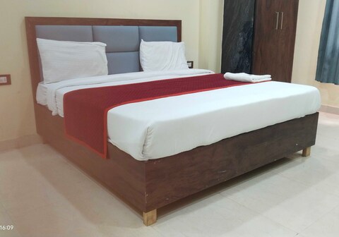 Hotel O Highway Luxury Hotel