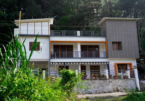 Make Dream Holidays Idukki