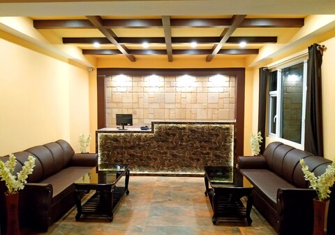 Garden Retreat Hotel