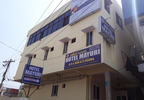 HOTEL MAYURI
