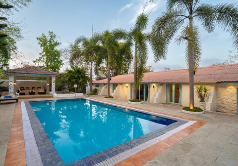 LohonoStays Villa Santorini