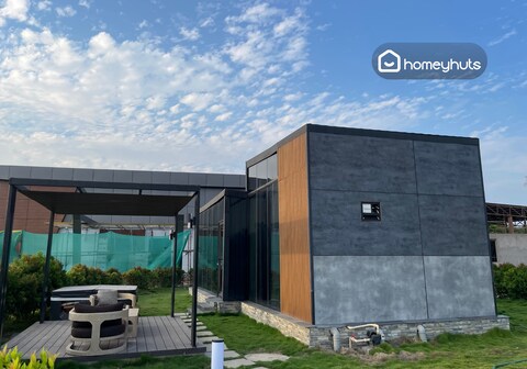 Longwood 1 | Romantic Luxury cabin with Jacuzzi in Hyderabad by Homeyhuts