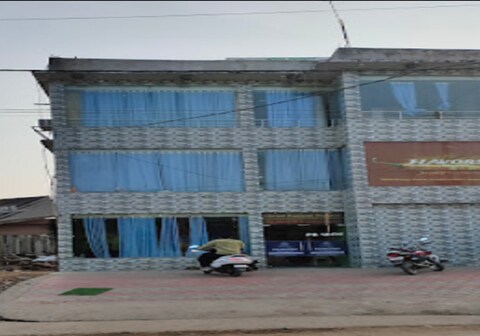 Hotel Basant Palace & Flavors Restaurant