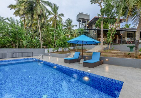 Villa Pavo at Hikkaduwa