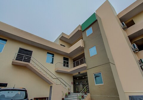 Hotel O Dream Palace