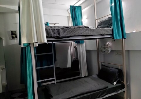 Bunk Stays By Oscenox